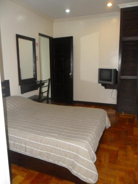 Tagaytay Econo Hotel 大雅台 客房 照片